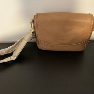 Maedn crossbody camel bag purse with fawn design boho strap